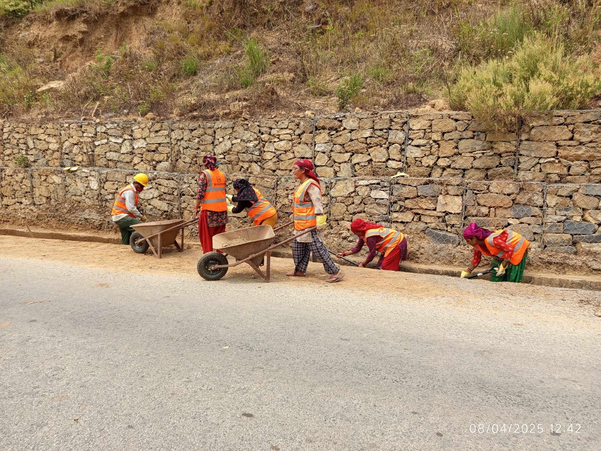 Road maintenance works carried out through road maintenance workers in the fiscal year 2081/82